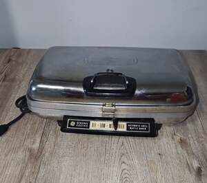 Vintage 1960s General Electric GE Automatic Grill Waffle Baker Maker 14G44 Works